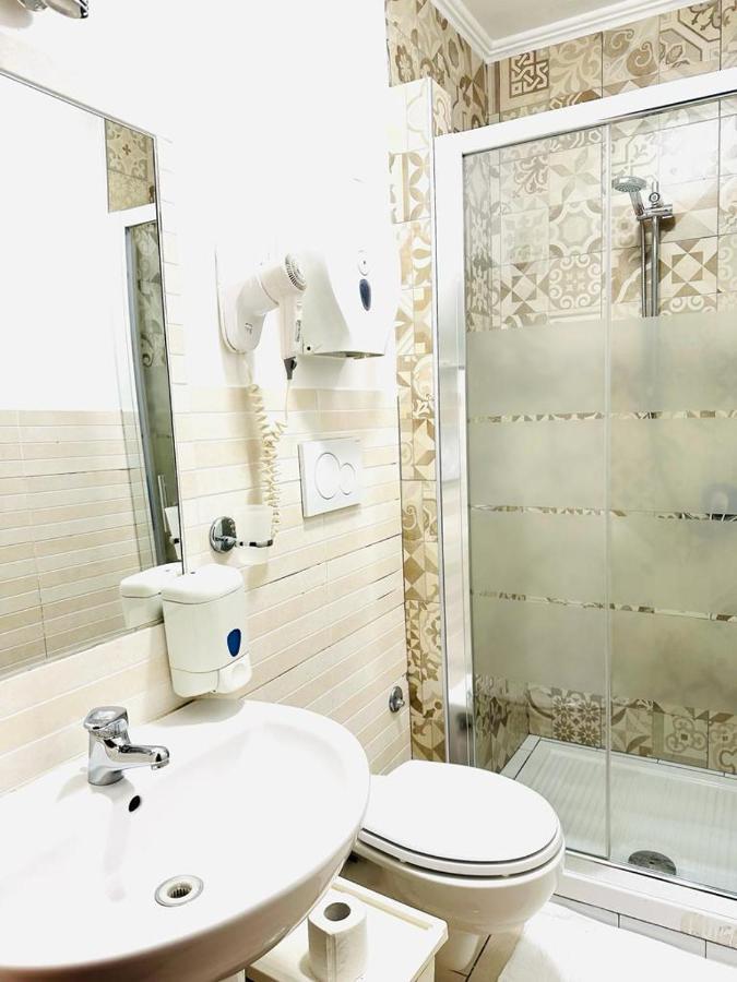 Rome Star Guesthouse Termini Екстер'єр фото